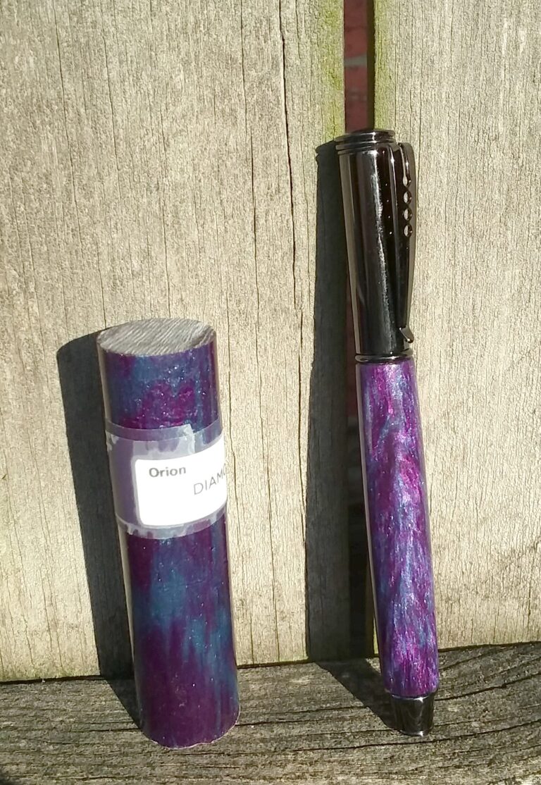 Editor-Tiny-Giant-17